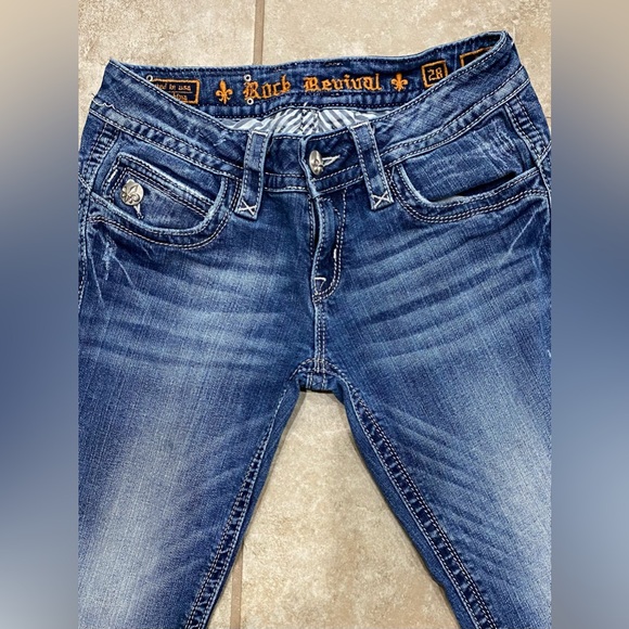 Rock Revival Adele Capri Jeans 28x20 Stretch Denim EUC - Picture 5 of 12